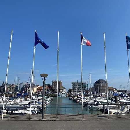 Beau Studio Cosy Calme En Face Du Port Sur Le Quai Apartment Dieppe Exterior foto